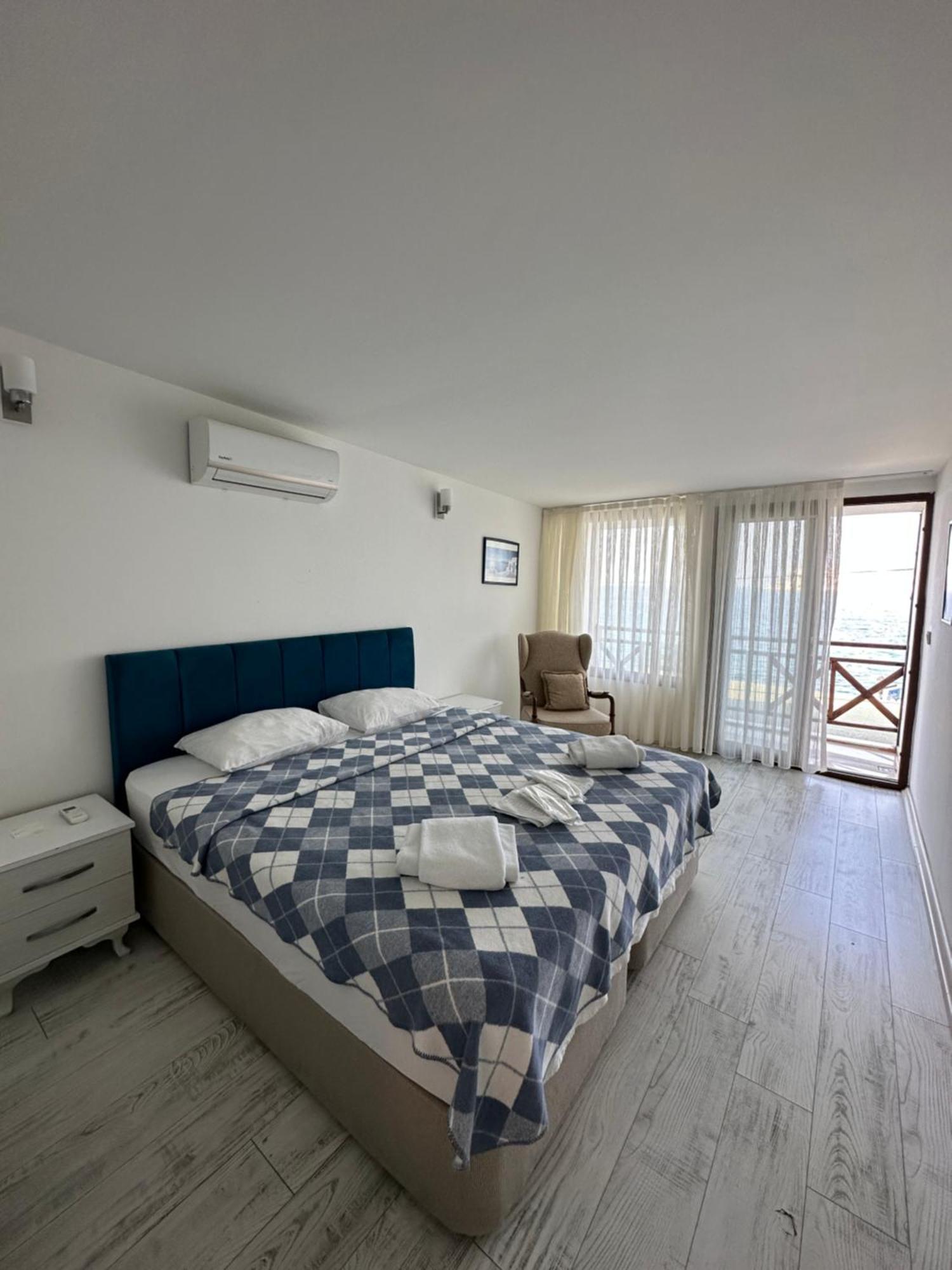 Giritli Rum Meyhanesi & Butik Otel قرابورون المظهر الخارجي الصورة