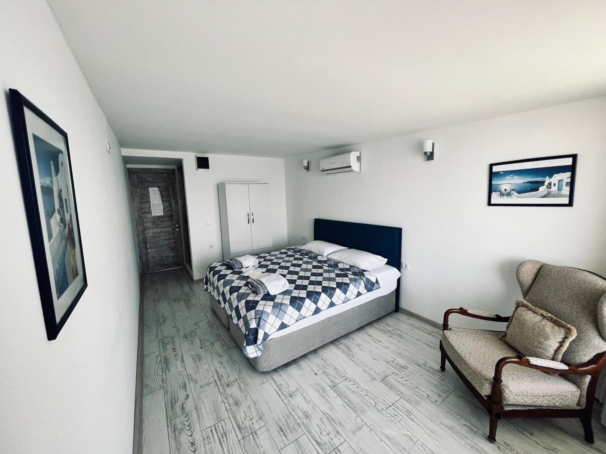 Giritli Rum Meyhanesi & Butik Otel قرابورون المظهر الخارجي الصورة